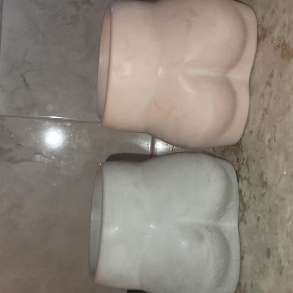 BOOTY VASE - Picture 15 of 15